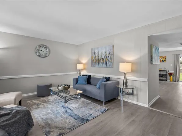 5606 Dodington Ct, Virginia Beach, VA 23462