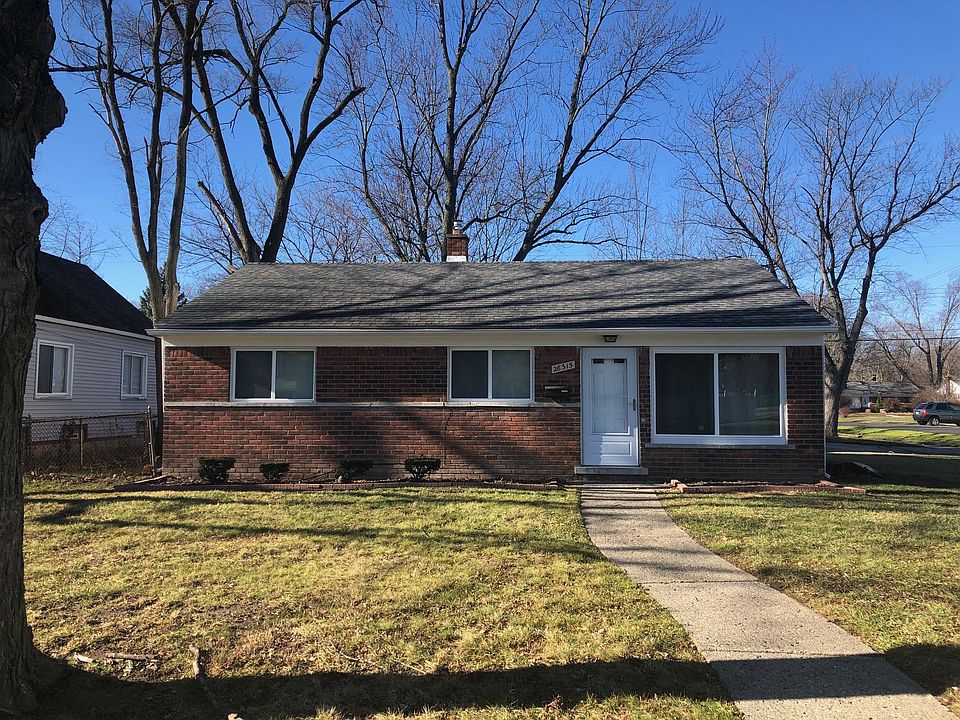 1st image of 28315 Glasgow St