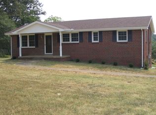 1611 Grab Ck Rd W, Dickson, TN 37055