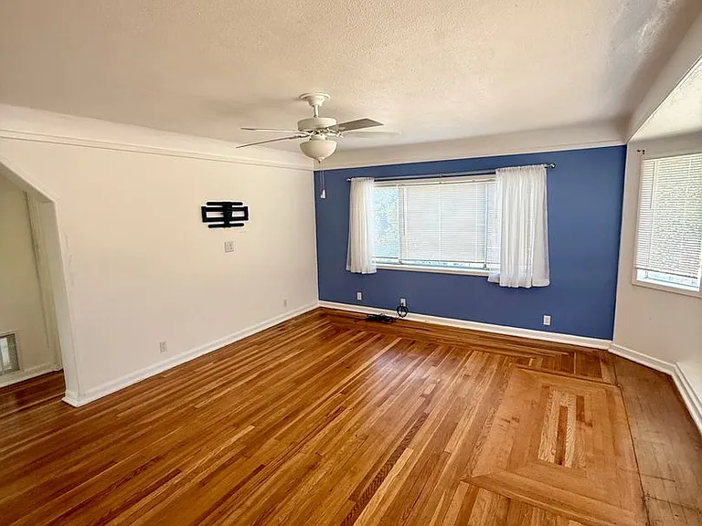 2036 Lavey St — Photo 25