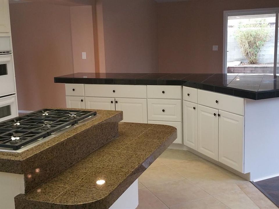 2nd image of 43785 Marigold Dr