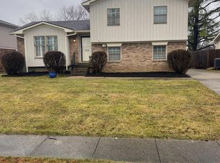 9210 Sue Helen Dr, Jeffersontown, KY 40299