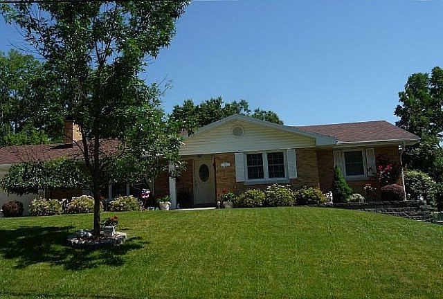 1st image of 618 Norris Dr