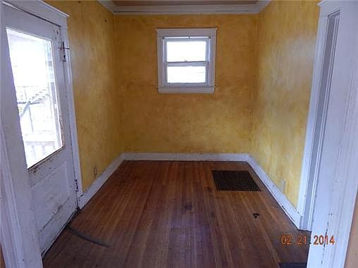 5th image of 1208 W 40th St