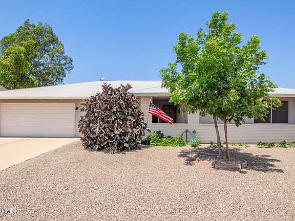 3rd image of 19830 N LAKE FOREST Drive