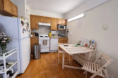 Building Photo - 1128 Commonwealth Ave #14