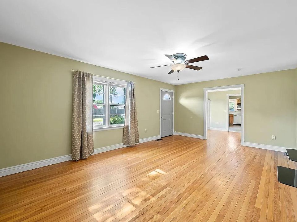 1st image of 1303 17th St
