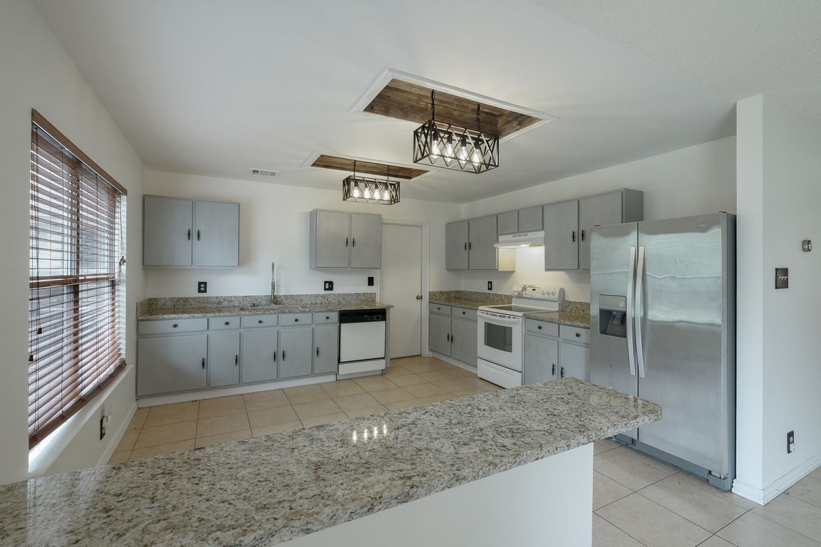 10102 SILVERBROOK PL, San Antonio, TX 78254 Zillow