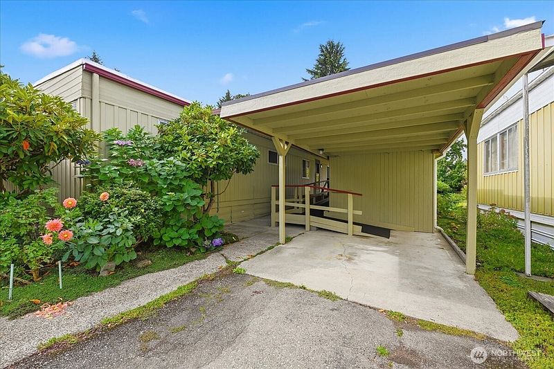 2nd image of 11330 E Riverside Drive #40
