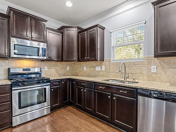 5th image of 3007 Prospect Pkwy