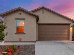 7865 N Scholes Ave, Tucson, AZ 85741