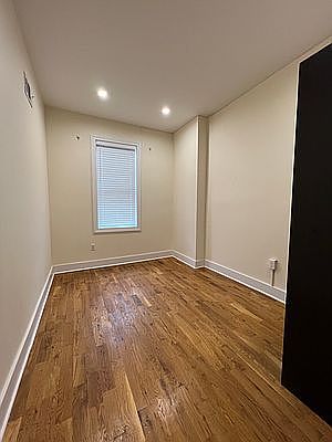 5th image of 1687 E 48th St #1