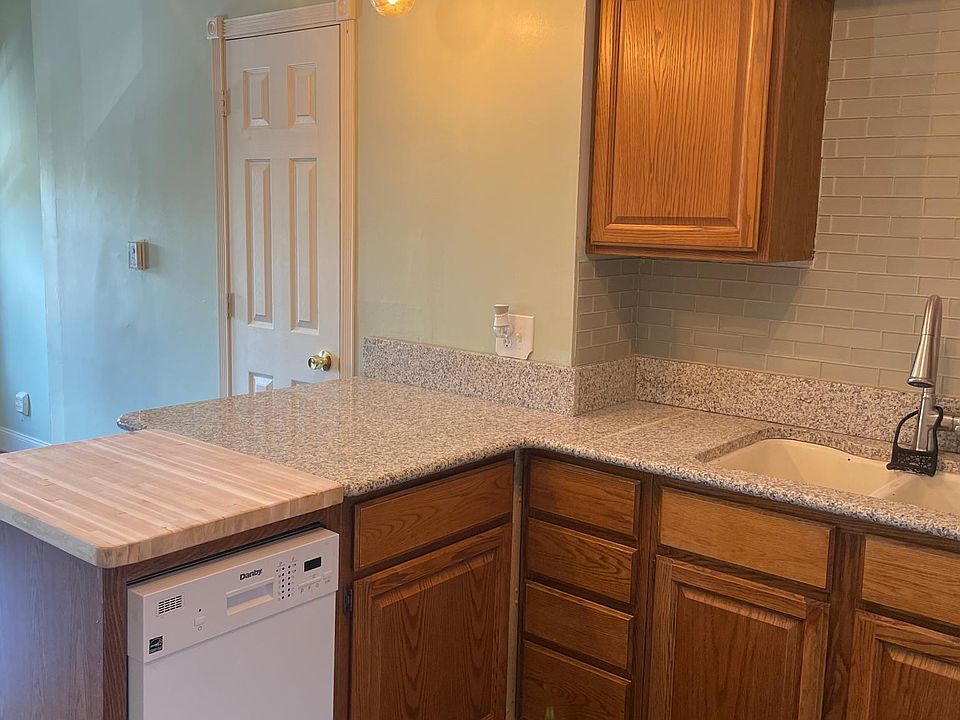 1st image of 203 S Saginaw St #1