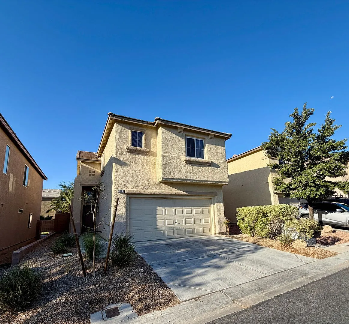 Gated 3 Bedroom Home with Granite Kitchen & Community Park — Photo 1