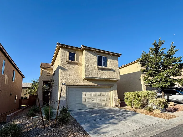 9109 White Eyes Ave — Photo 1