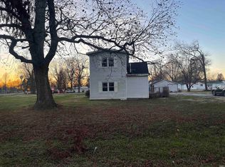 212 E Sycamore St, Grandview, IN 47615