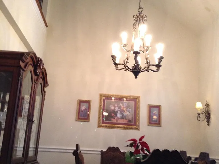 5939 La Vista Dr — Photo 2