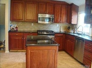 2099 Beverly Way, Merrick, NY 11566