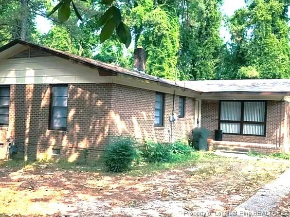 5406 Birch Rd, Fayetteville, NC 28304