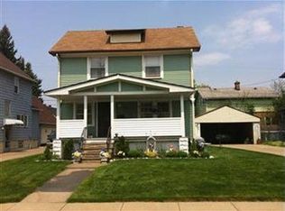 4423 Pearse Ave, Newburgh Heights, OH 44105