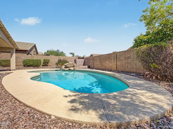 8965 E HILLVIEW Street, Mesa, AZ 85207