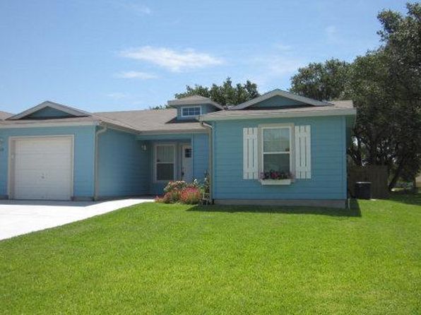 124 Pecan Harbor St