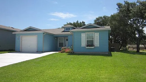 124 Pecan Harbor St Photo 1