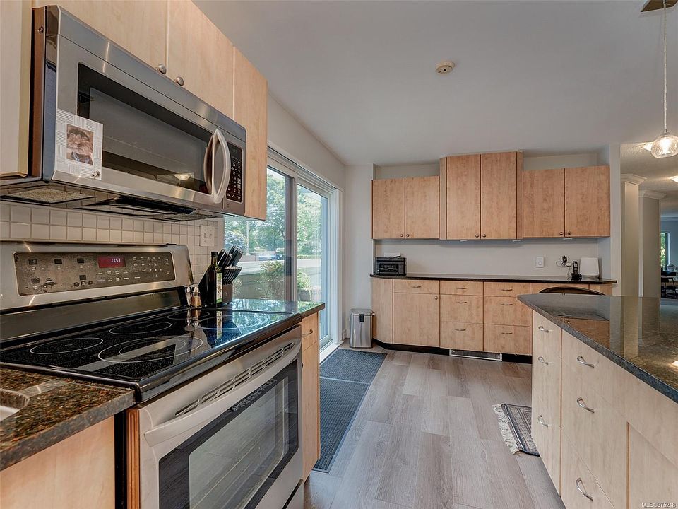 Windsor Park Place 2605 Windsor Rd Oak Bay BC Zillow