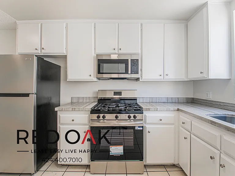 619 N Kingsley Dr #B — Photo 12