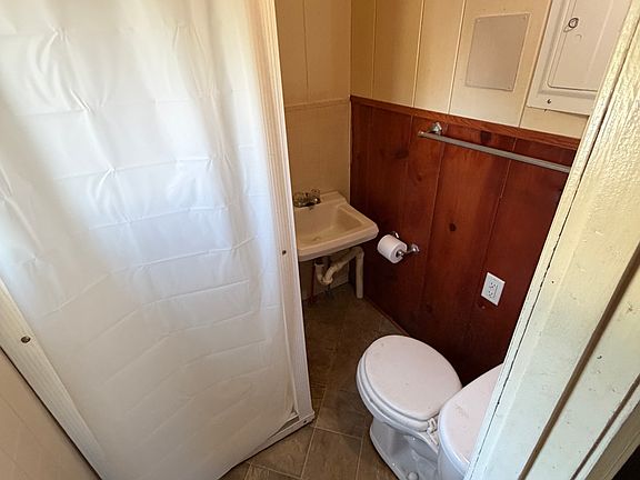 5th image of 1013 S 9th St #12