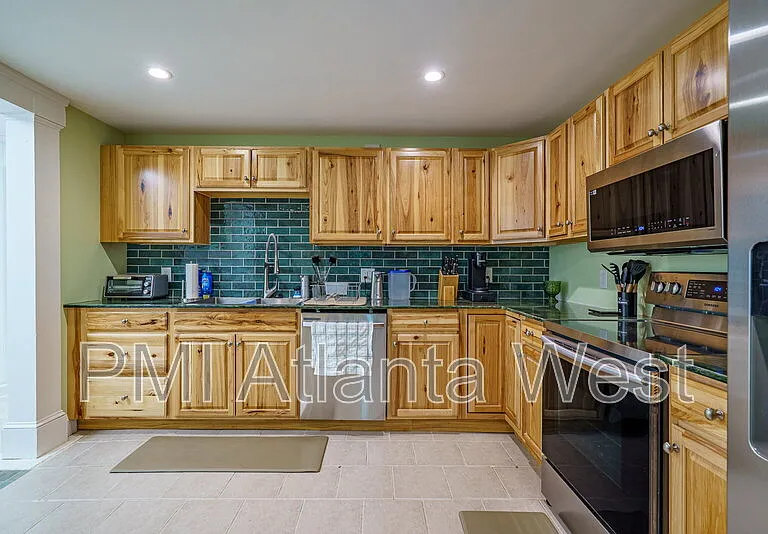 2215 Spalding Dr #TERRACE LVL — Photo 11