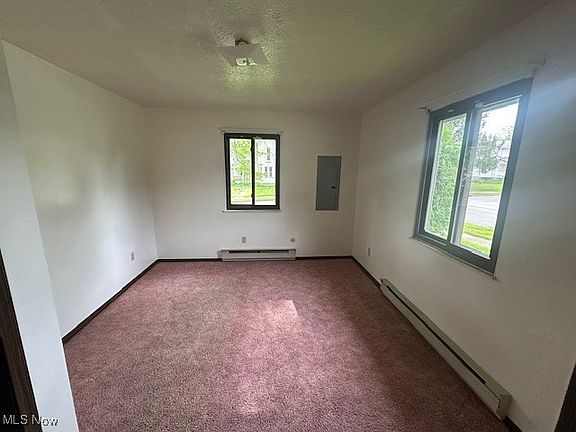 5th image of 103 Glacier Ave