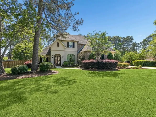 213 Sap Berry Dr, Madisonville, LA 70447