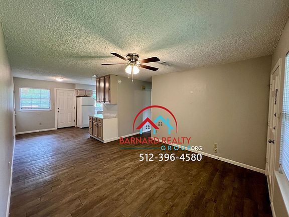 4th image of 110 Whitetail Dr Unit B