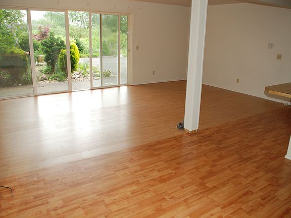 3rd image of 5844 Cedar St APT E