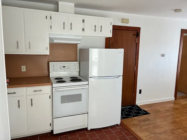 24 Perkins Ave #9 — Photo 2