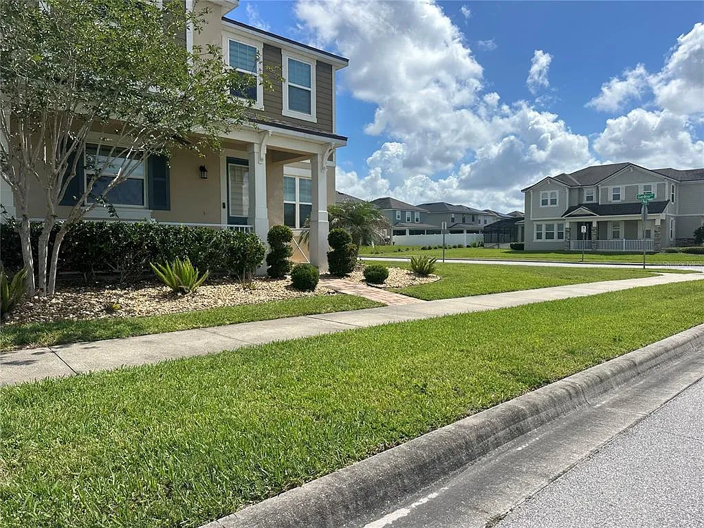 3 bed, 2.5 bath, 1540 sqft, $2,850 — Photo 2