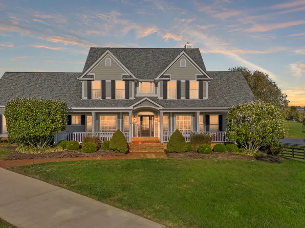 204 Crestridge Trl, Nicholasville, KY 40356