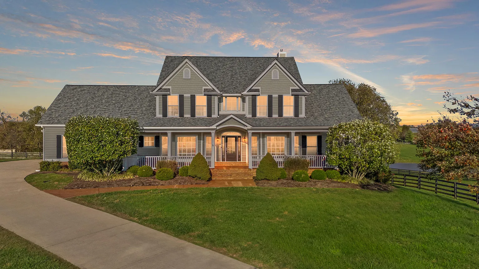 204 Crestridge Trl photo 1