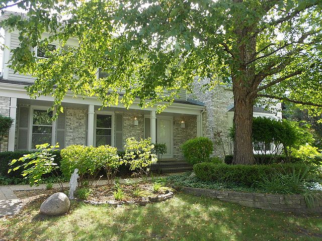1st image of 3910 N Mitchell Dr
