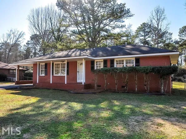 112 Davis Dr, Cartersville, GA 30120