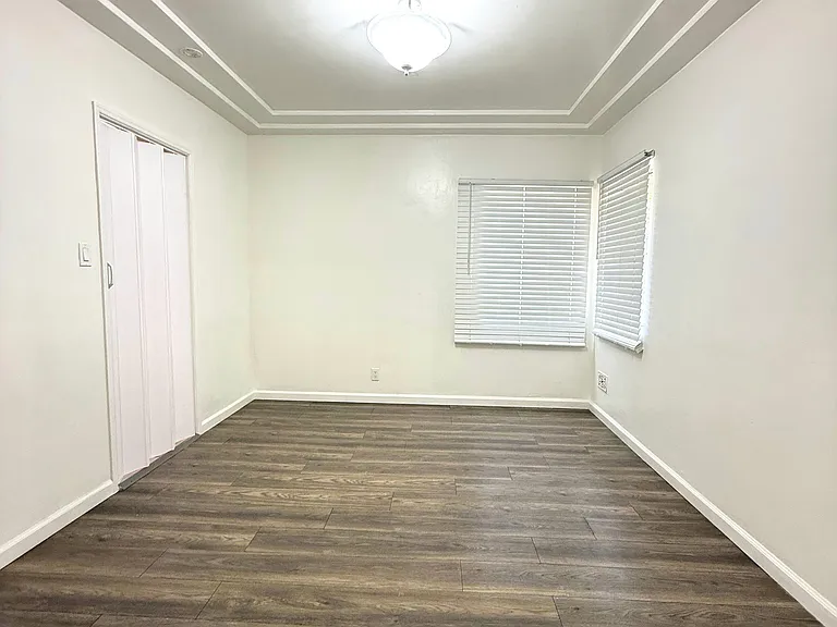 8669 Cypress Ave — Photo 12