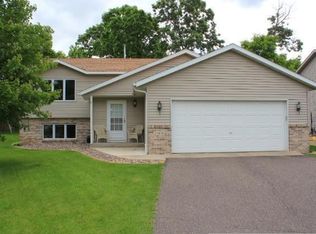1616 Summit Ave N, Sauk Rapids, MN 56379