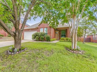 1737 Cliffrose Ln, Lewisville, TX 75067