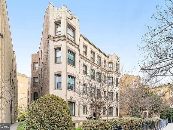 2nd image of 1421 Columbia Rd NW APT 105