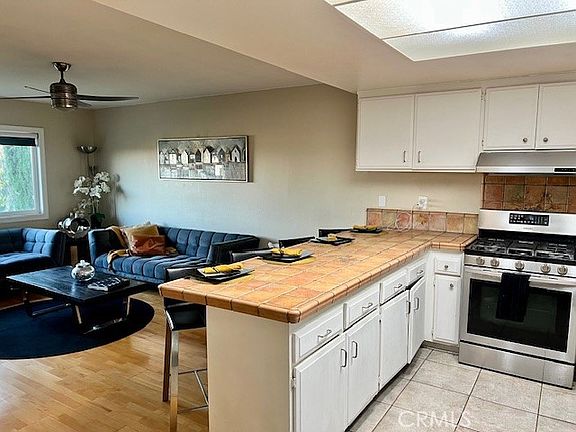 5th image of 15654 Hillview Ln #18
