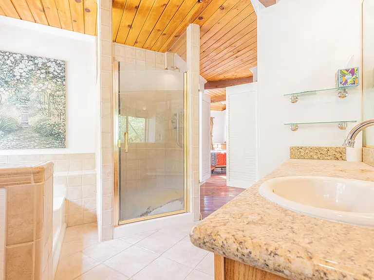 6326 Bluebird Rd — Photo 32