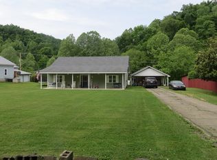 573 Buffalo Creek Rd, Kenova, WV 25530