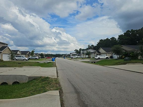 5th image of 15561 Briar Forest Dr