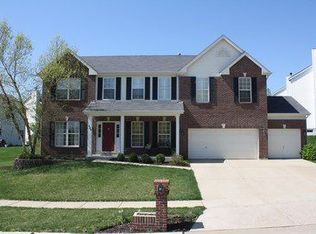 335 Panhurst Ct, Ballwin, MO 63021